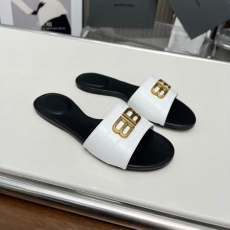 Balenciaga Slippers